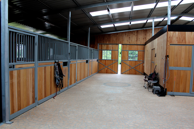 tack-horse-stables-equine-arena-equestrian-complex