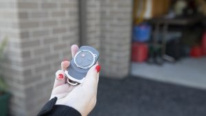 remote for b&d roller door