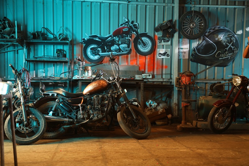 Motor Bike Mechanic shed