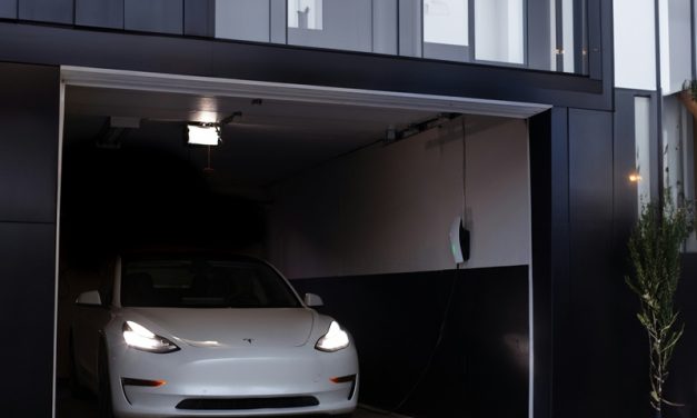 Smart Garage Access: How Australian Homeowners Are Revolutionising Their Roller Door Systems in 2026