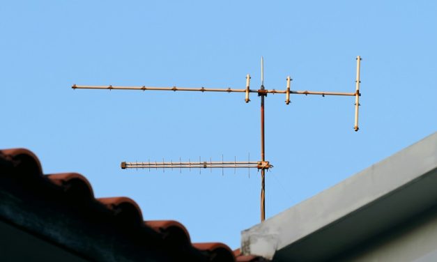 How to Improve TV Signal with the Right Antenna