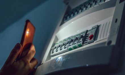 What to Do If You Suddenly Lose Power in Your Home