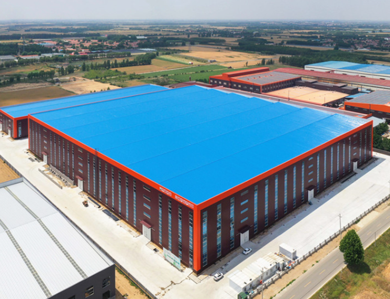 Modern Large-Scale Industrial Warehouse Facility
