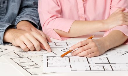 How to Prepare for Your First Meeting With a Home Builder