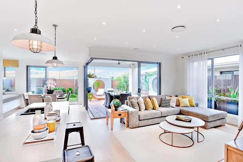 Modern Open-Plan Living Room and Kitchen with Indoor-Outdoor Flow Modern Open-Plan Living Room and Kitchen with Indoor-Outdoor Flow