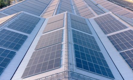 Turning Your Shed into a Powerhouse: How to Scale Solar and Battery Storage for Large Steel Buildings